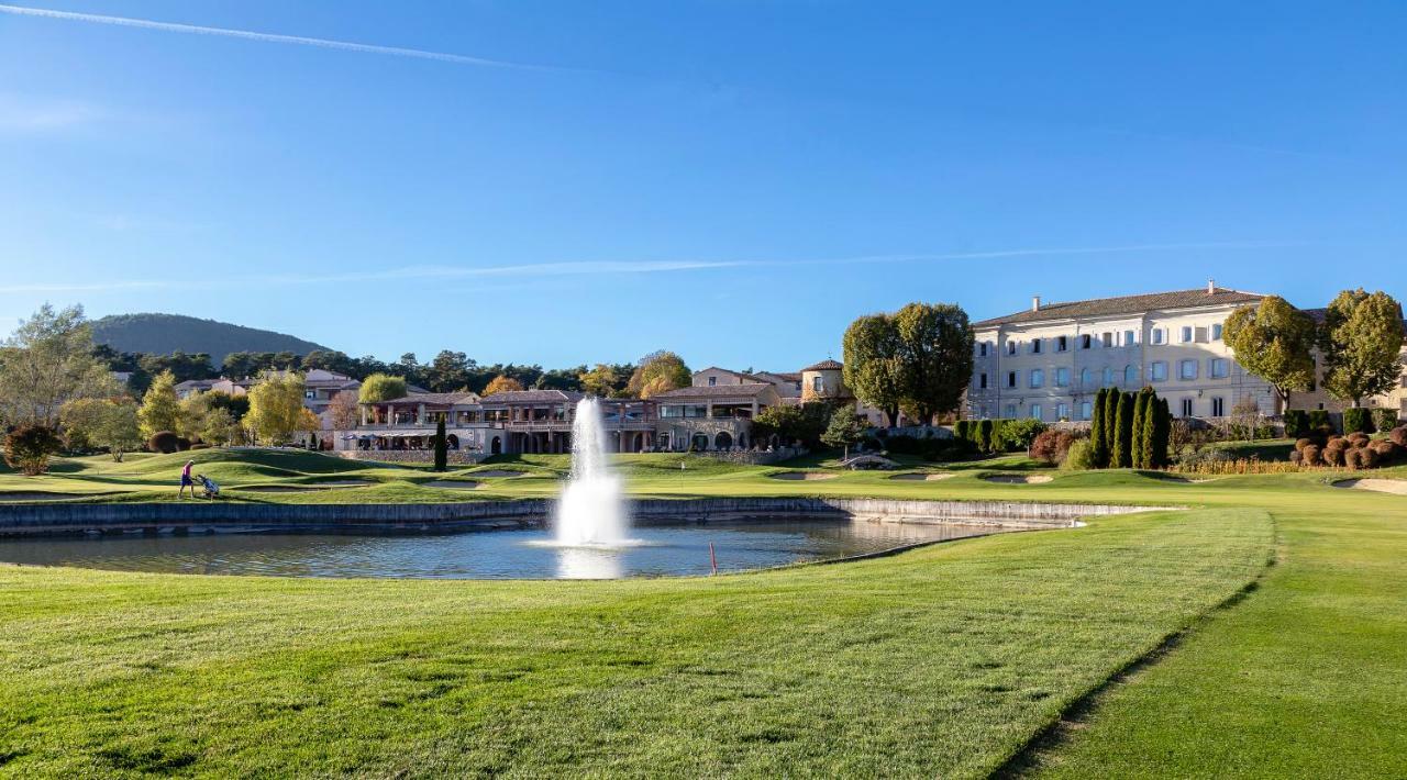 Chateau Et Golf De Taulane La Martre Eksteriør bilde